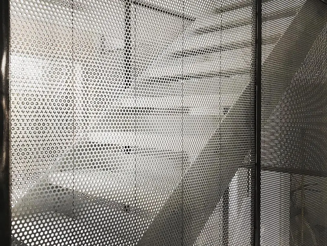 Best quality small round hole stainless steel 304 perforated metal sheet with low price perforated sheet
