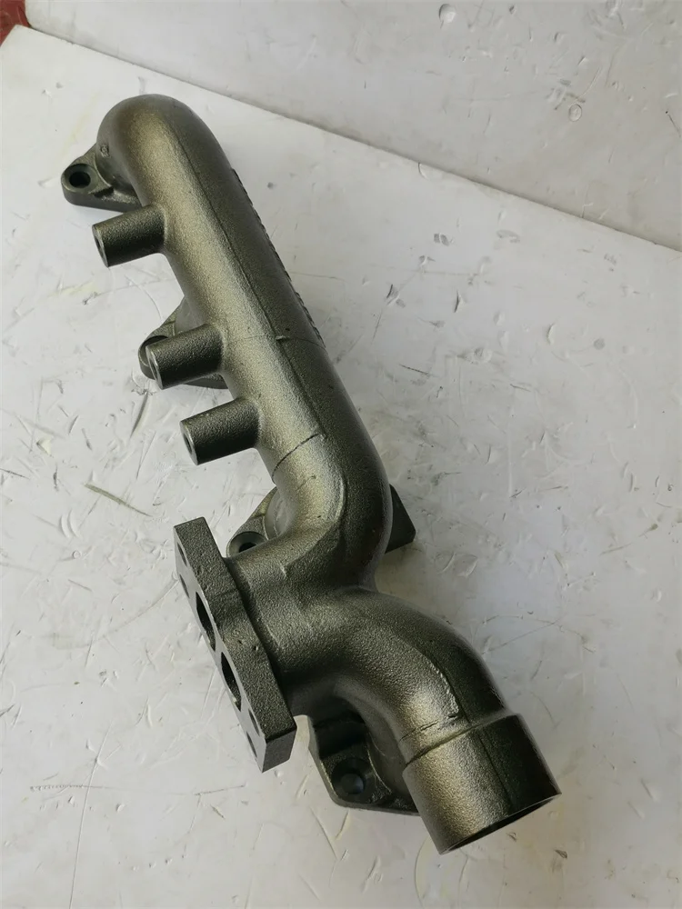 DCEC auto spare parts QSC8.3 QSL9 ISLE diesel engine exhaust manifold pipe 3972390 4938859