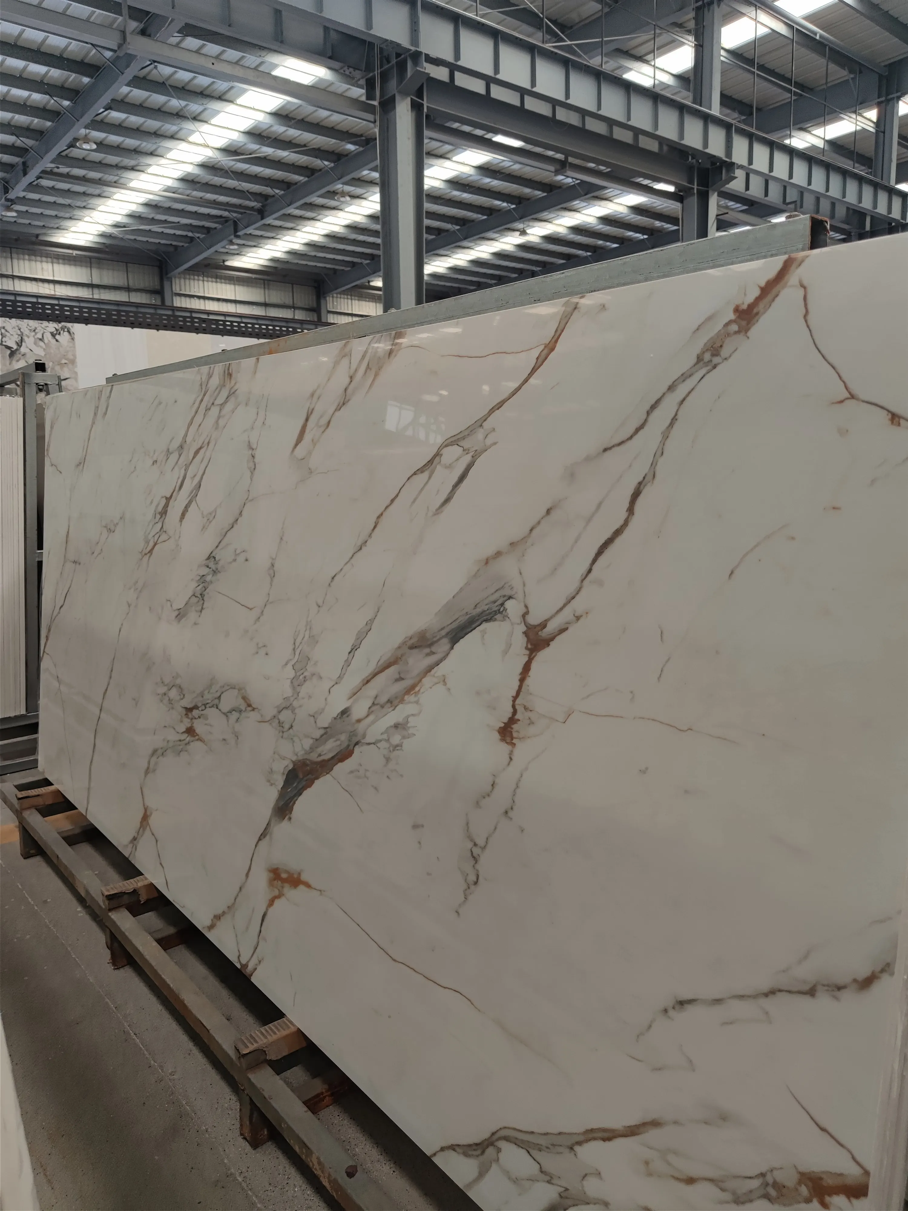 Wholesale Polished 2400 x 1200 x 9 mm Sintered Calcutta Gold Stone Slabs For Indoor Wall