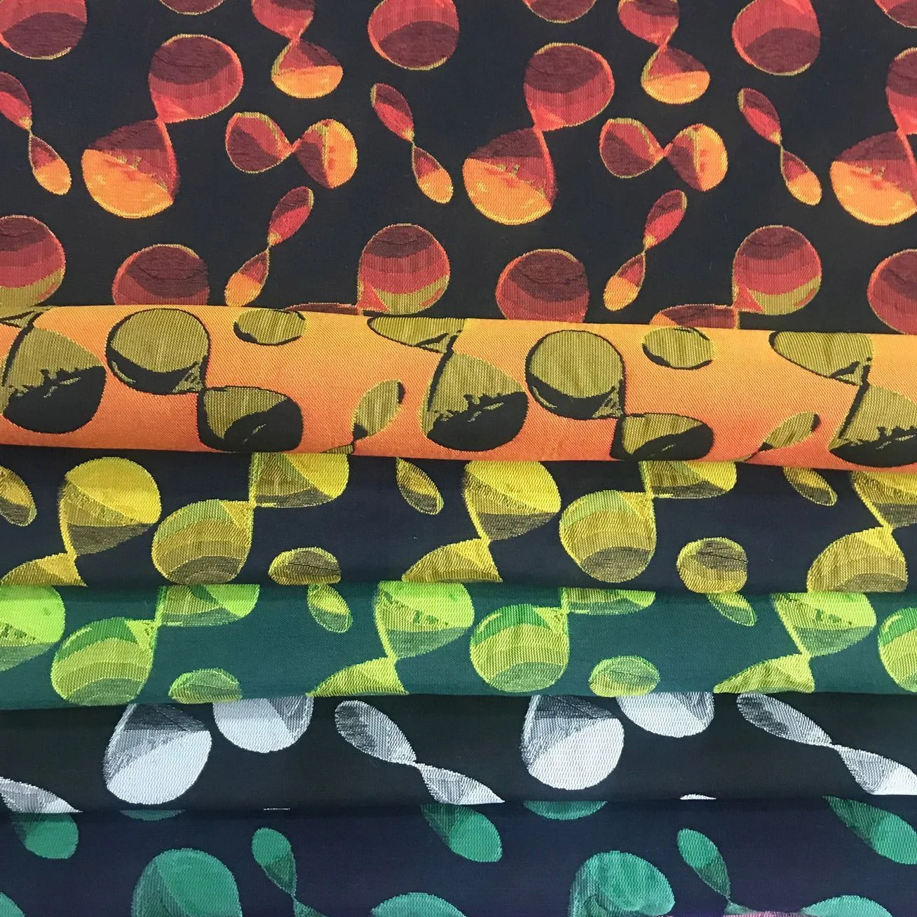 classic colorful 95 polyester 5 elastane fabric for garment dress