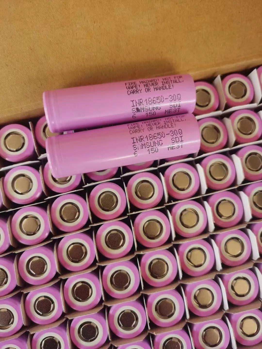 100% Full Capacity 3500mAh 18650 Lithium Battery INR 18650 35E 3500mAh Li Ion ACCU