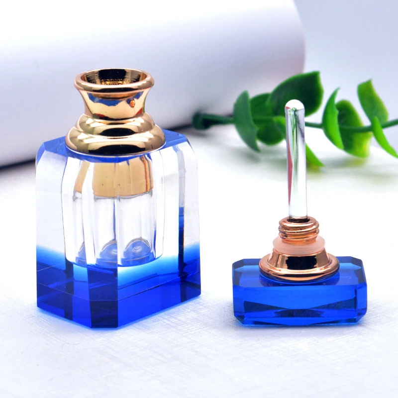 Manufacturer Factory Custom Empty 1mL Refillable Glass K9 Crystal Perfume Bottles for Attar