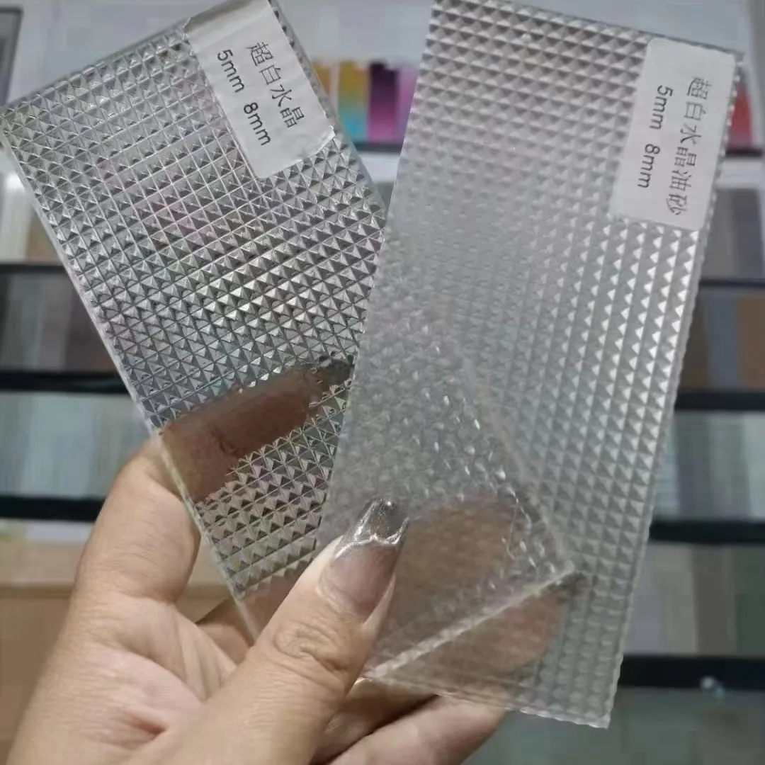 Patterned Figured Glass Customized Pattern Colored Glass