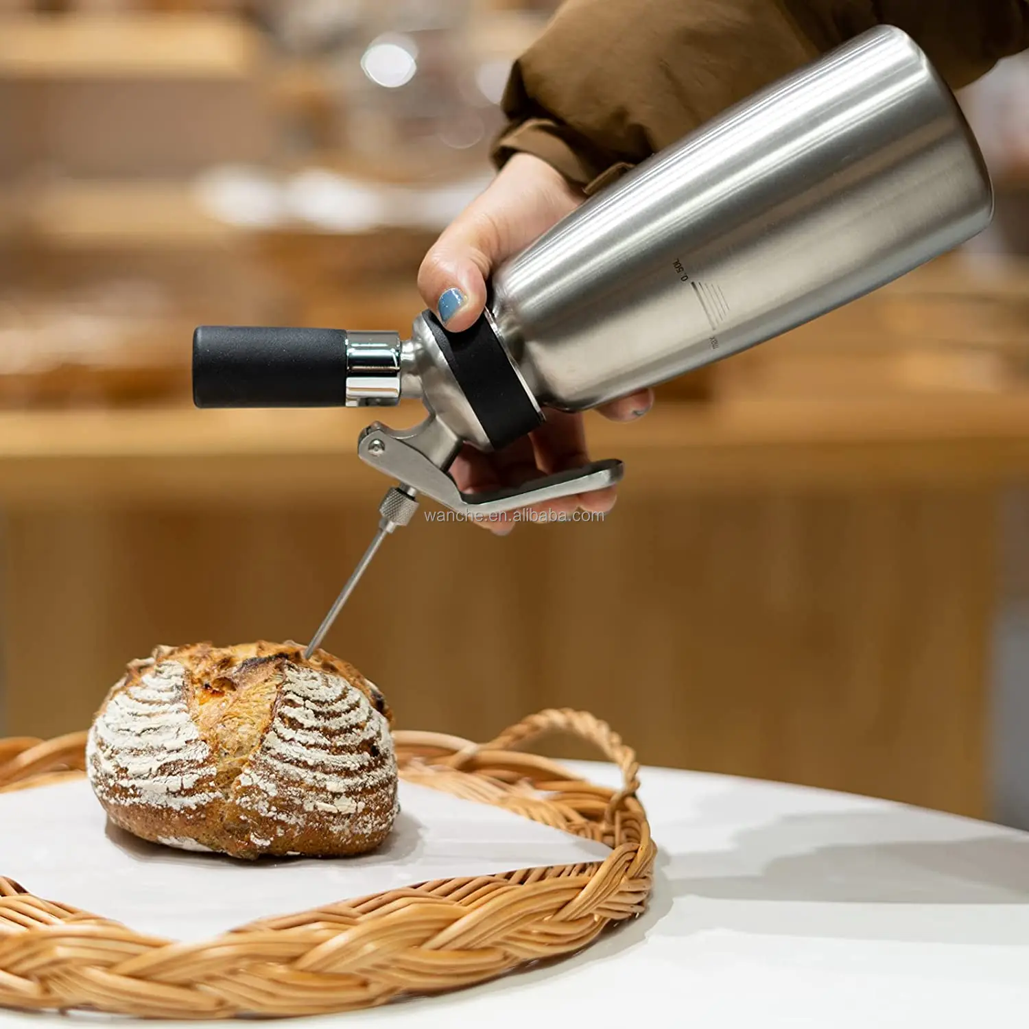 Professional Stainless Steel  Whipped With  Injector Tips Cream Dispenser Highly Durable 500 ml Cream Whip
