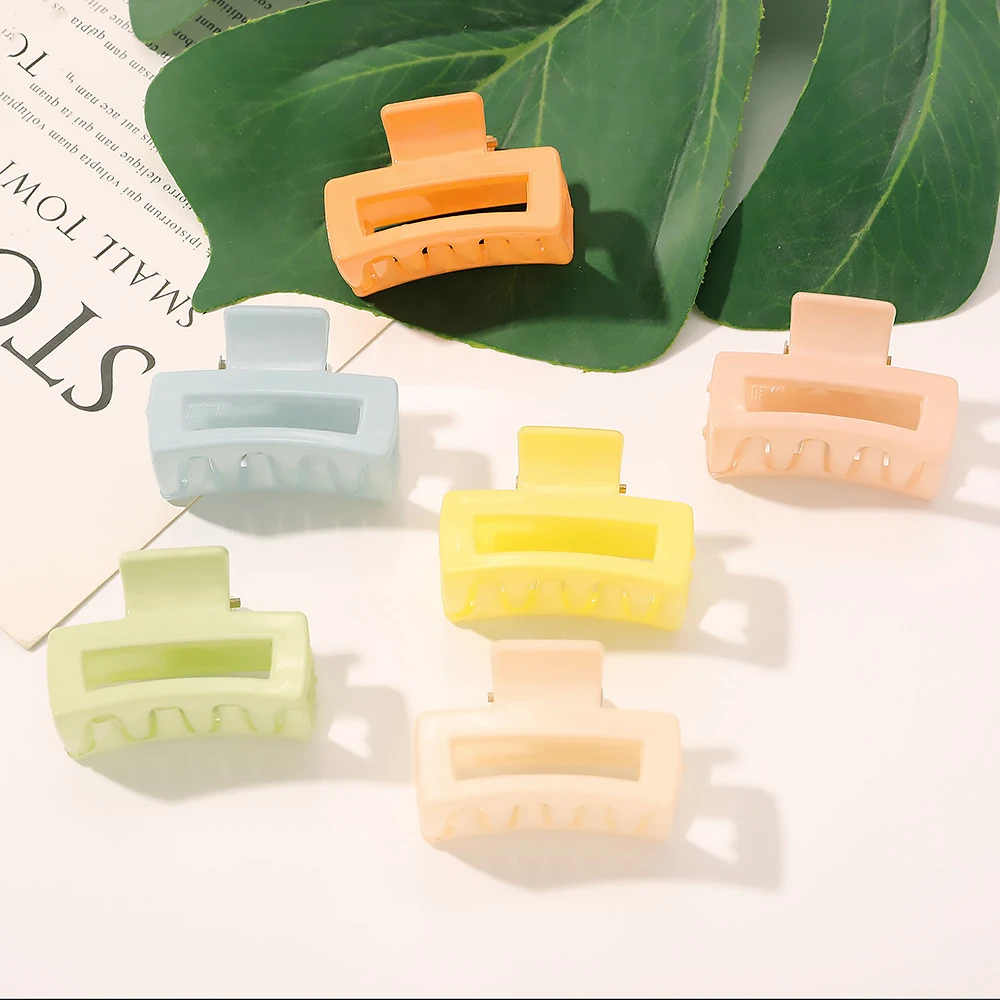 4cm Mini Hair Claw Wholesale Candy Sweet Mini Small Rectangle Hair Claw Clip Simple Fashion Elegant Matte Plastic Hair Clip