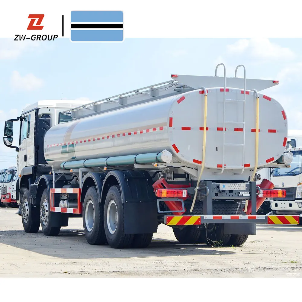 HOWO Oli tank truck 20CBM 8x4 420hp Customized gas CNG LPG transport Howo 371 Fuel Tanker Truck
