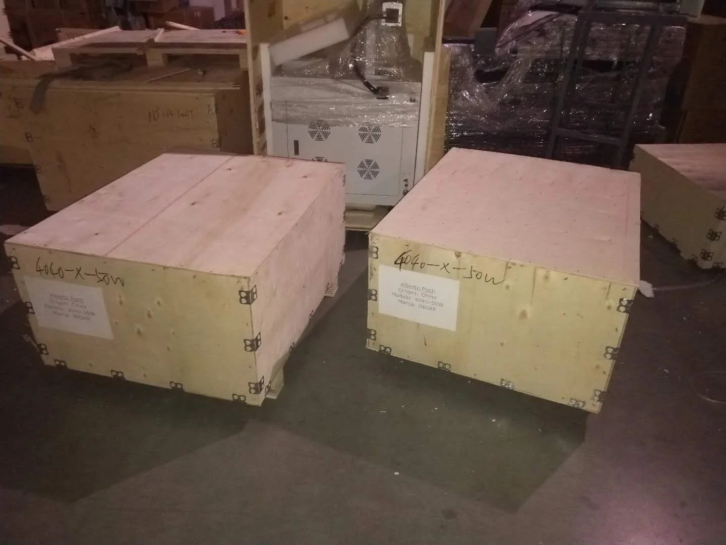 
New Design 80w carbon dioxide CO2 label laser head engraving cutting machine 4060 