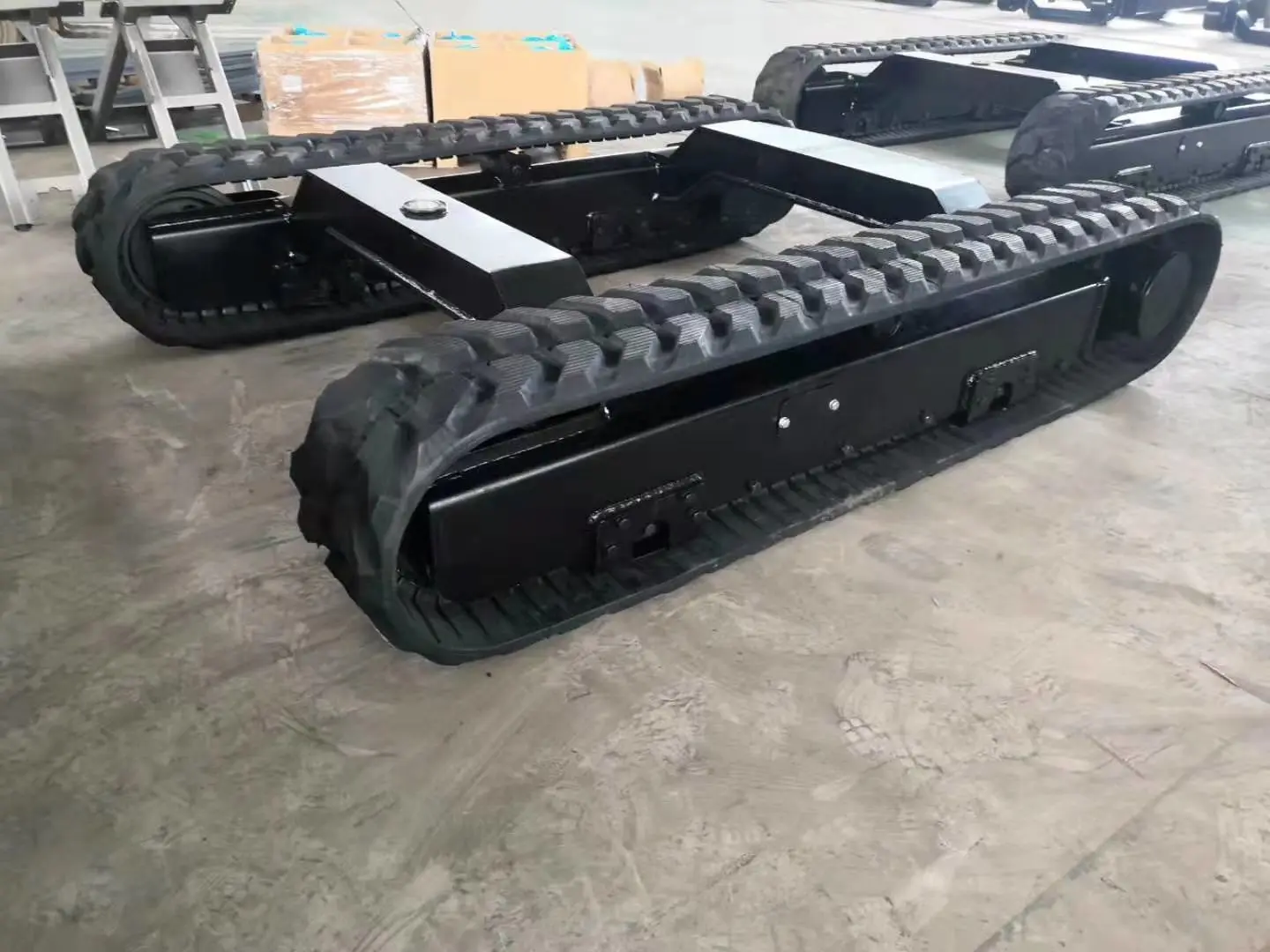 OEM 0.5ton 0.7 ton 0.8ton 1 Ton 2 Ton 3 Ton Rubber Track chassis  Excavator Undercarriage Parts customized