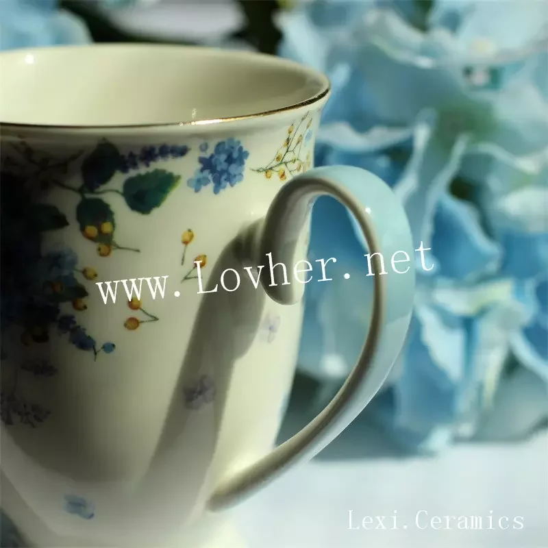 350ml Porcelain Footed Mug Assorted with Gold Trim Floral Mugs Porcelain Bone China Tea Mug