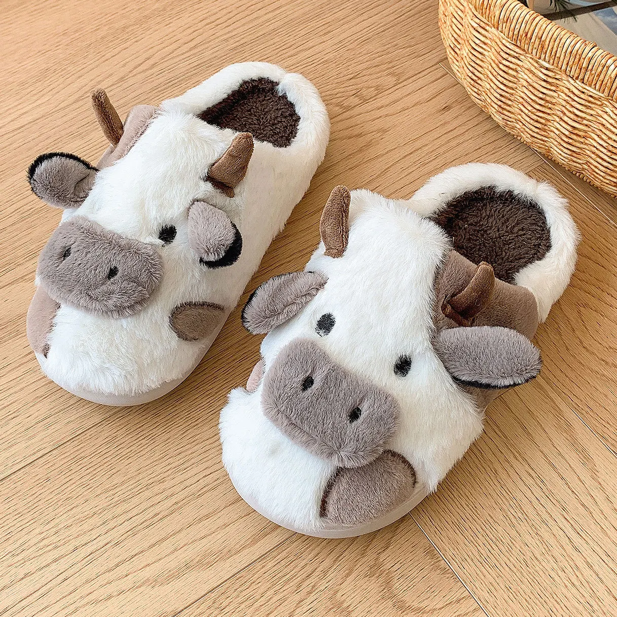Cartoon Cow Animal Plush Slippers Kids Custom Plush Milk Cow Slippers Indoor Cow Animal Plush Slippers