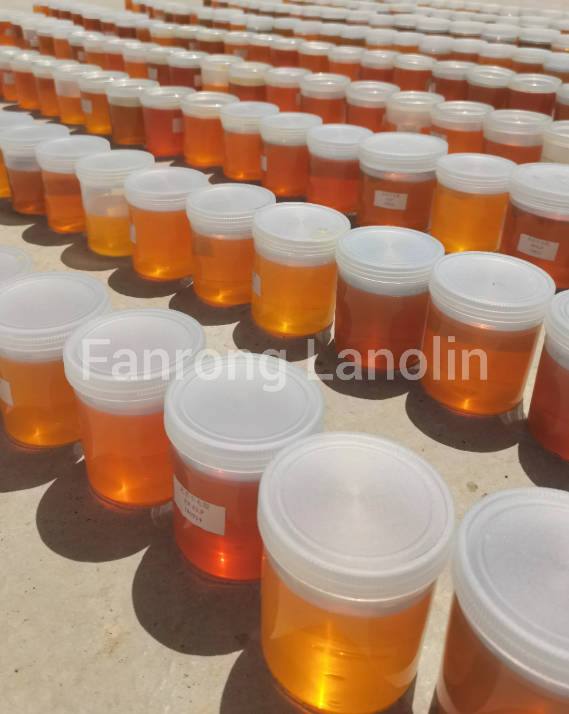 Guaranteed Quality factory custom rust preventive oil lanolin can be applied to industrial anticorrosive coating agent lanolin