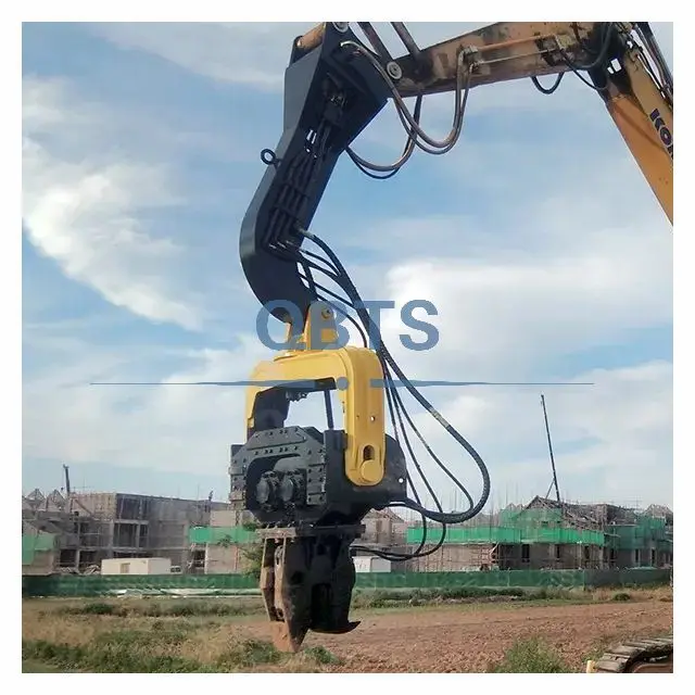 30-40 ton excavator equipped with hydraulic vibratory pile hammer and pile driver hammer for Hyundai R455LC-7