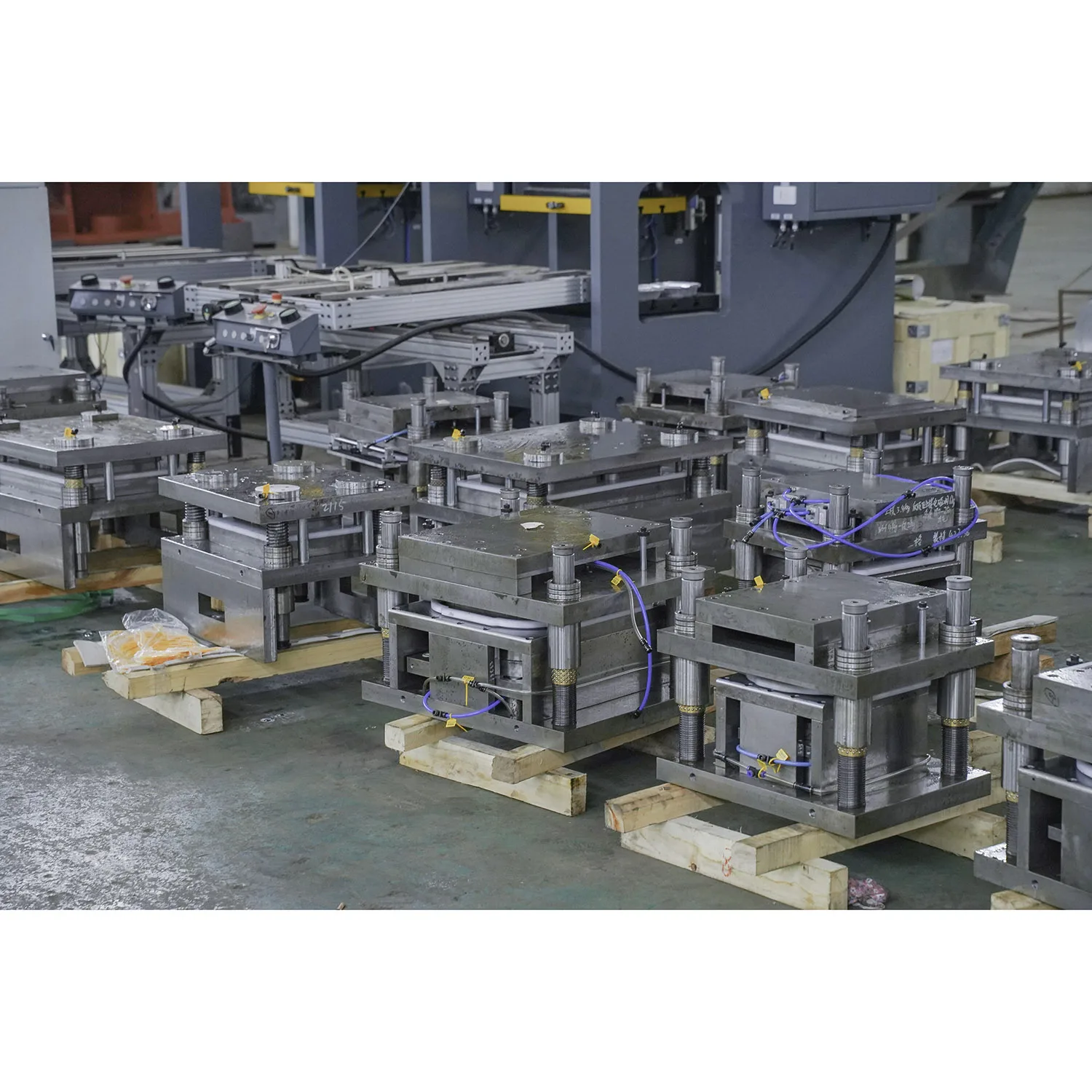 BESCO Metal Stamping Die Terminal Insert Die Stamping Parts Mold Precision Metal Mould