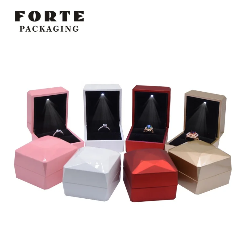 FORTE New Design High Quality Led Light Paint Jewelry Box Packaging Luxury Jewelry Organizer Box Jewelry Gift Box