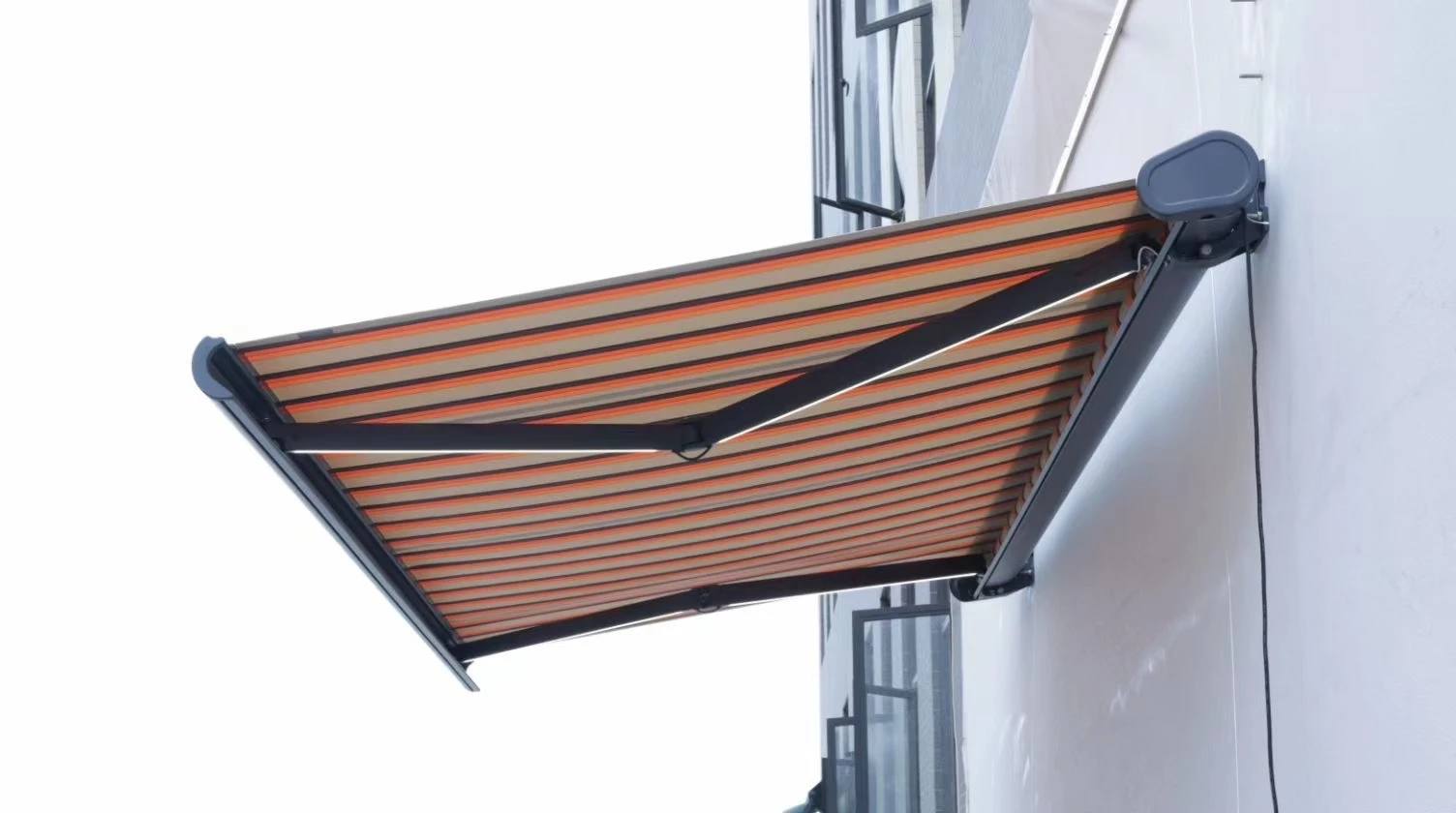 Outdoor Sunshade Remote and Manual Control Retractable Full Cassette Awning retractable awning Aluminum Patio Motorized awning