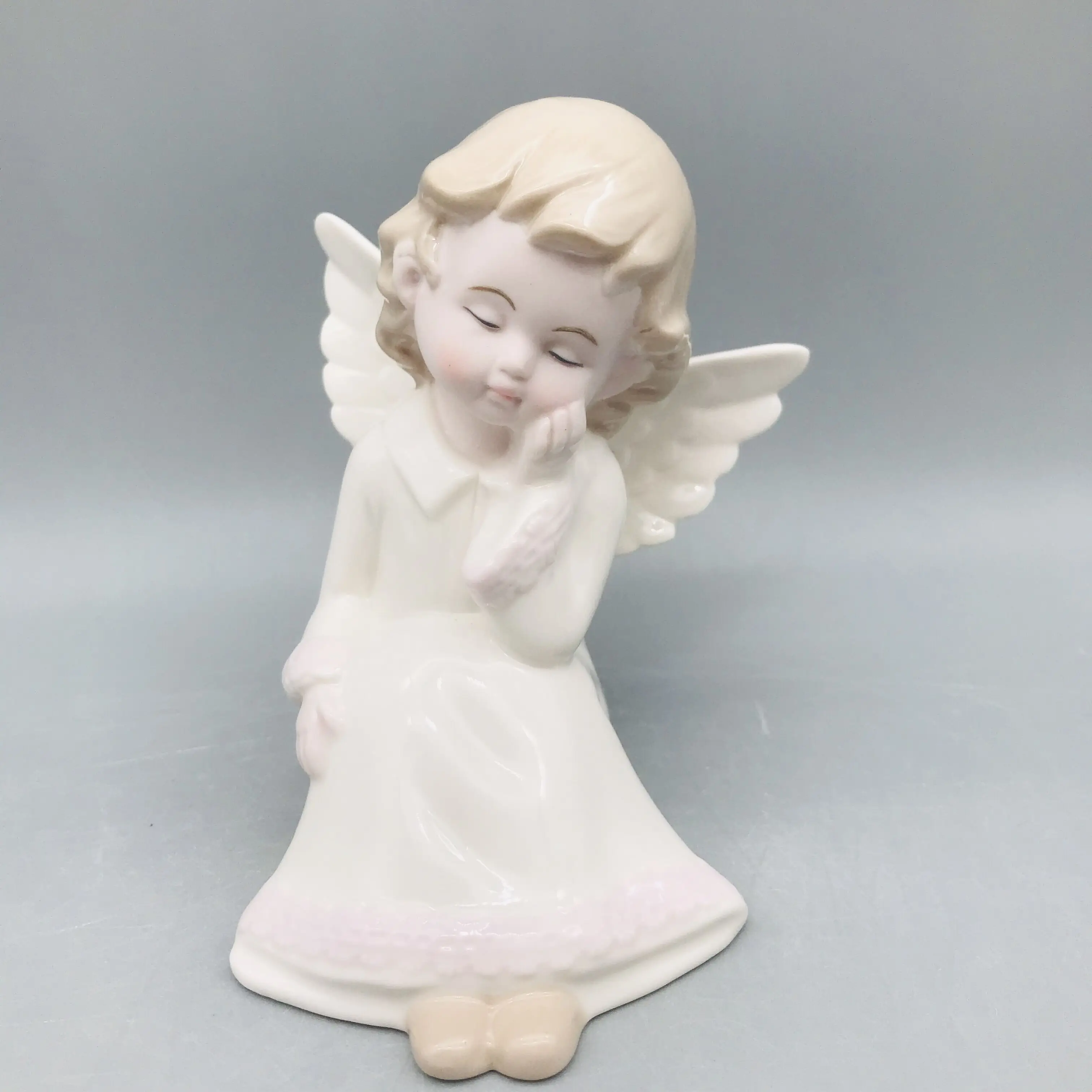 High quality classic design porcelain painting sitting angel