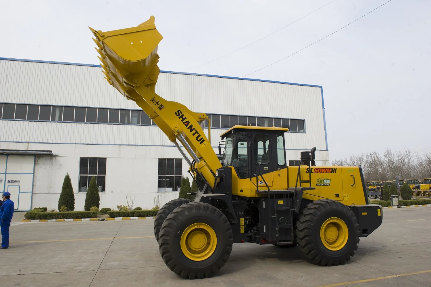 Фронтальный погрузчик с лопатой 5ton SHANTUI SL50W