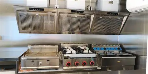Mingtai Ice Cream Trailer, can be equipped with an ice cream machine and internal facilities, sold at a low price
