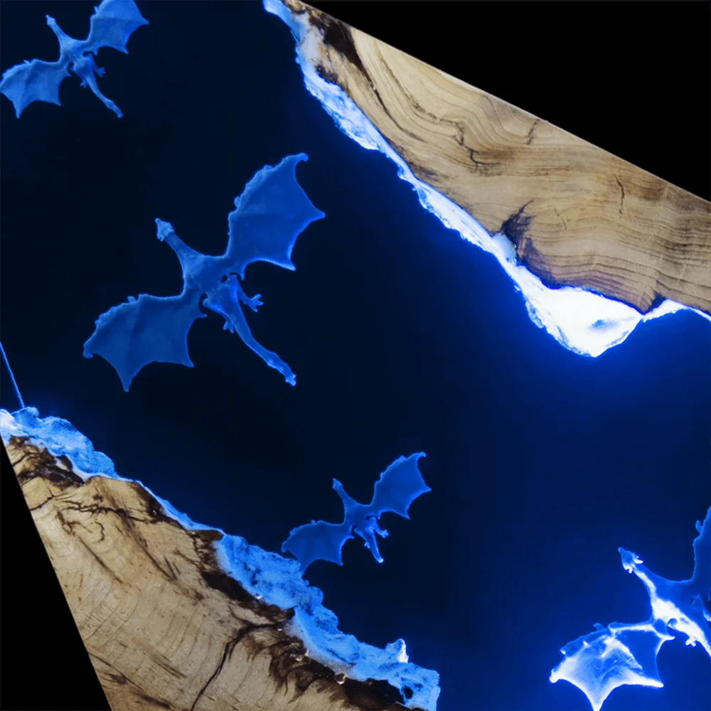 Dayi new Creative Design custom Epoxy Resin Wood Lamp LED Gift Night Light Dragon flight Home Decoration Table Lamp for sale