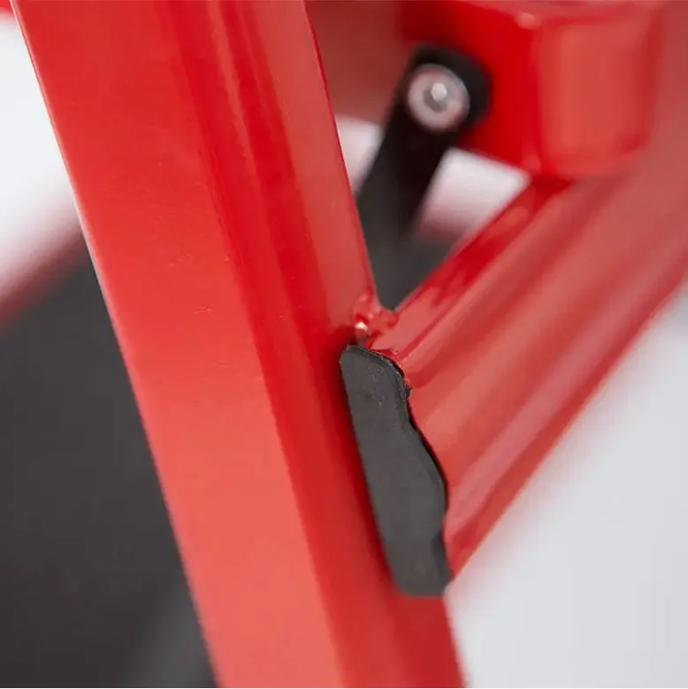 Popular 4 Step Red EN 131 Foldable Steel Domestic Ladder with Handrail