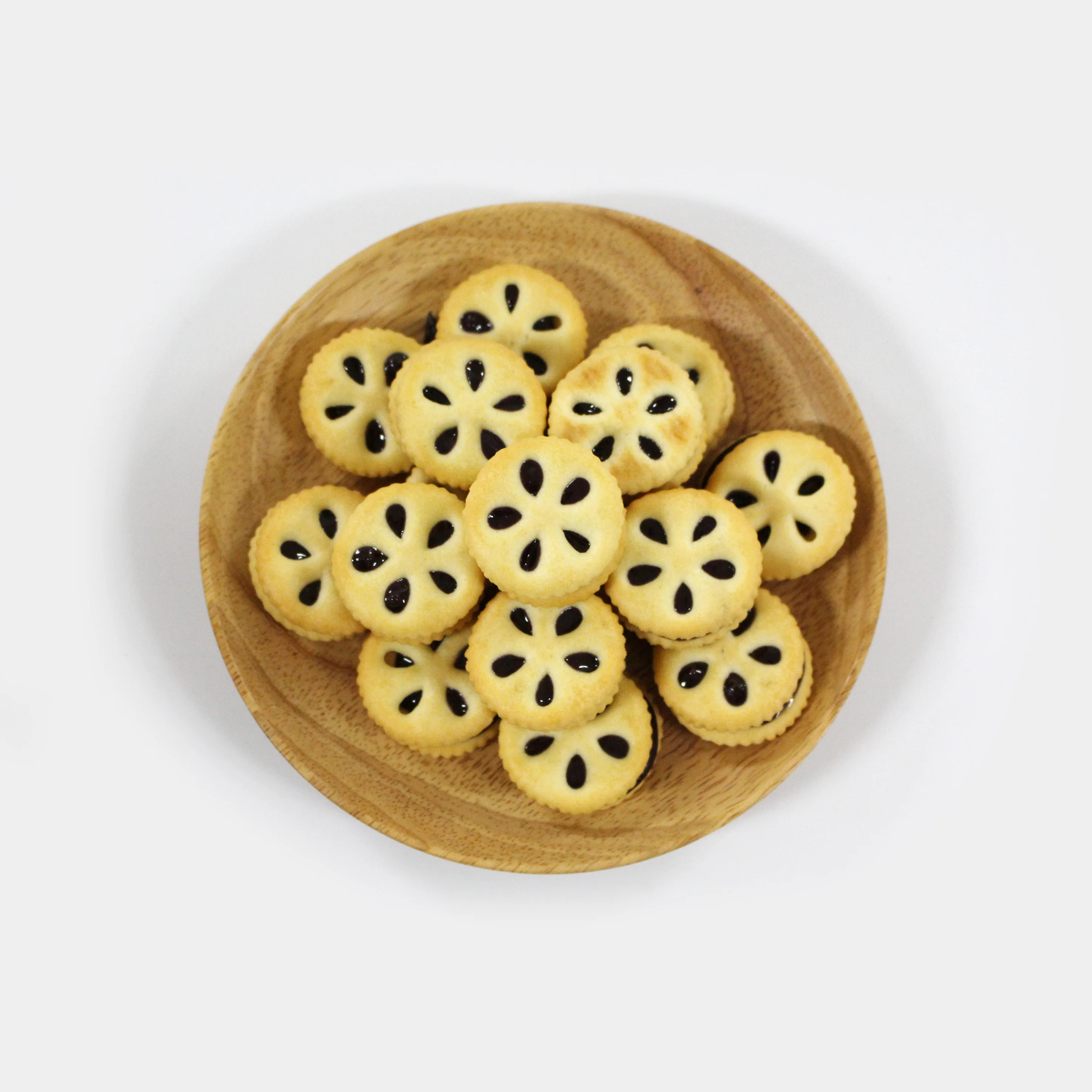 Fresh fruit jam filled sandwich biscuits 600g strawberry Crispy Biscuit butter cookies manufacturer