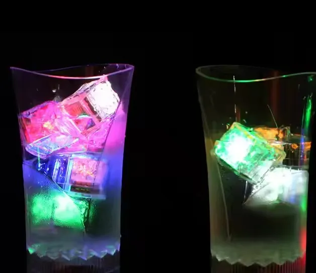 Light up Ice Cube LED Flashing Glow Ice Cube Bar Party Supplier  Plastic Gifts Chinese New Year Decoration Mother Day