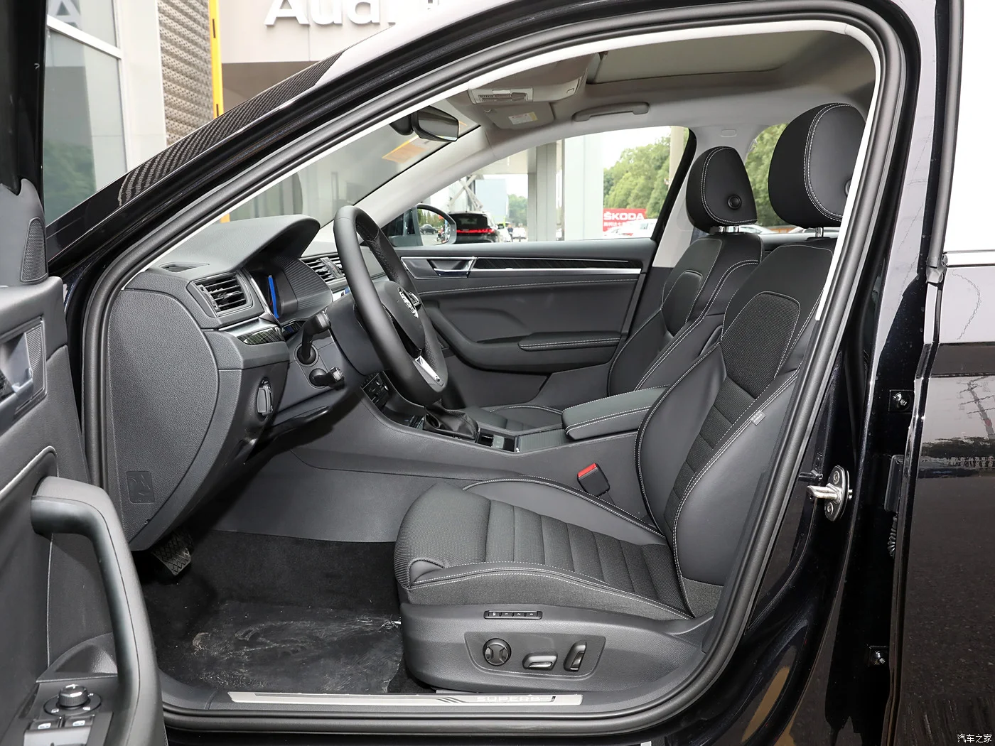 New 2025 Skoda Superb TSI 280 DSG 1.4T Gasoline Engine Electric Fuel Option 5-Door Medium Sedan with 5 Seats High quality car