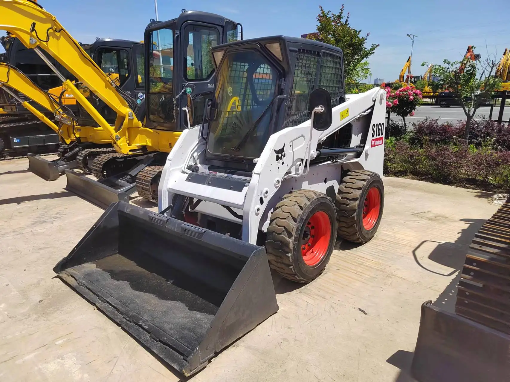 Экскаватор-погрузчик Bobcat S160 оригинальная покраска Строительная техника подержанный колесный погрузчик продажа