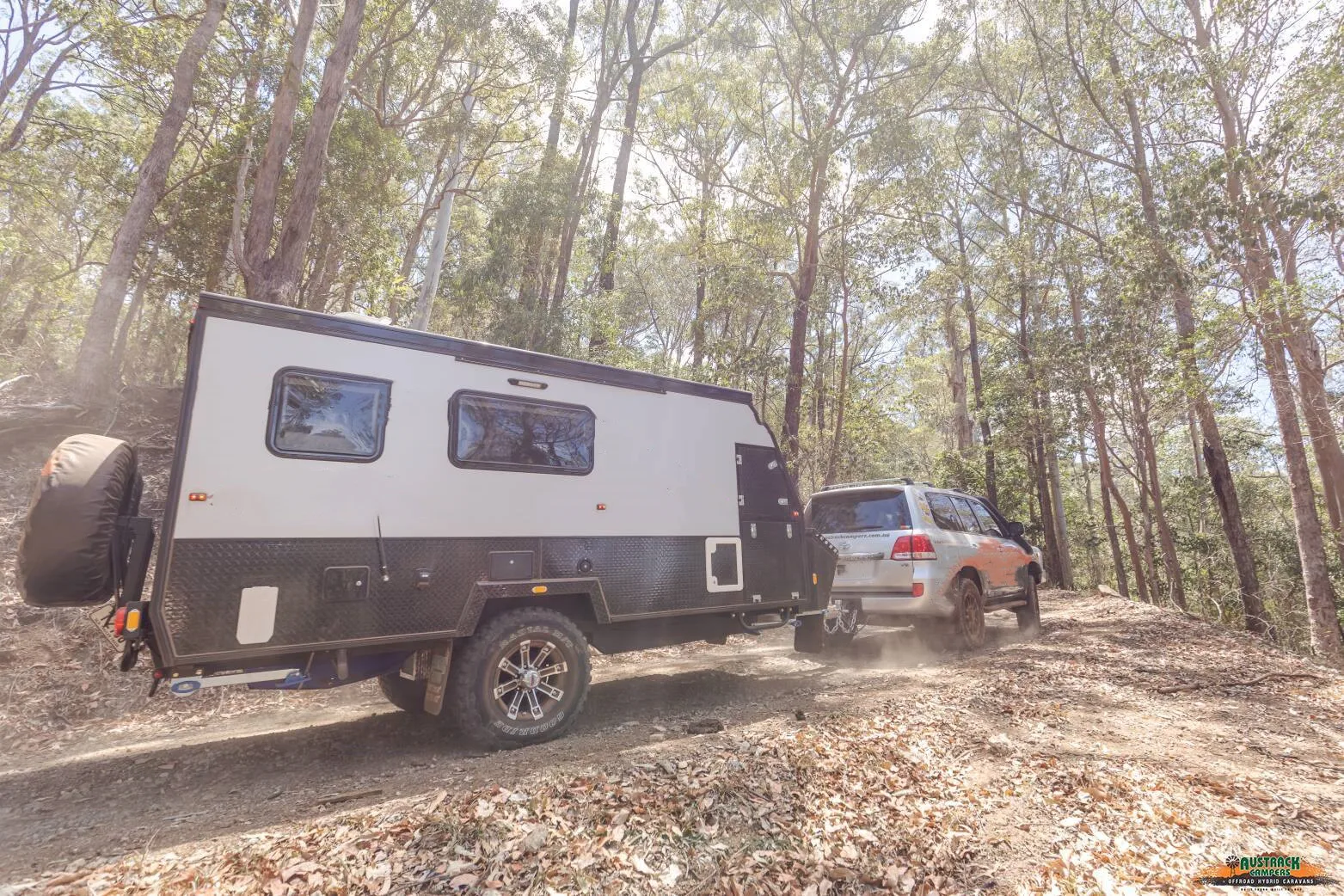 
13ft Off Road Small Camper Trailer Pop Top Caravan with slide out kitchen 
