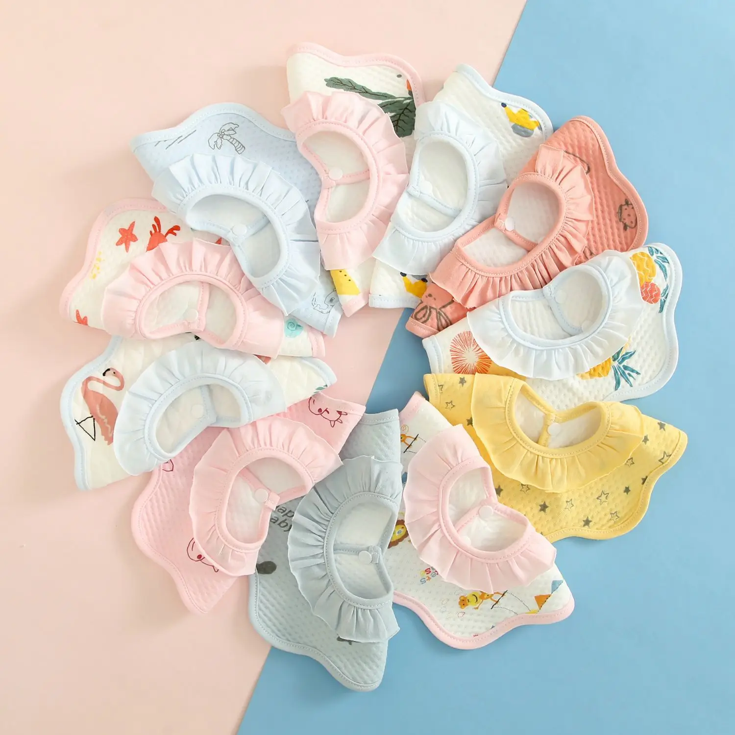 Hot Sale Comfortable Soft Cartoon Printing Newborn Bibs Organic Cotton Baby Bibs