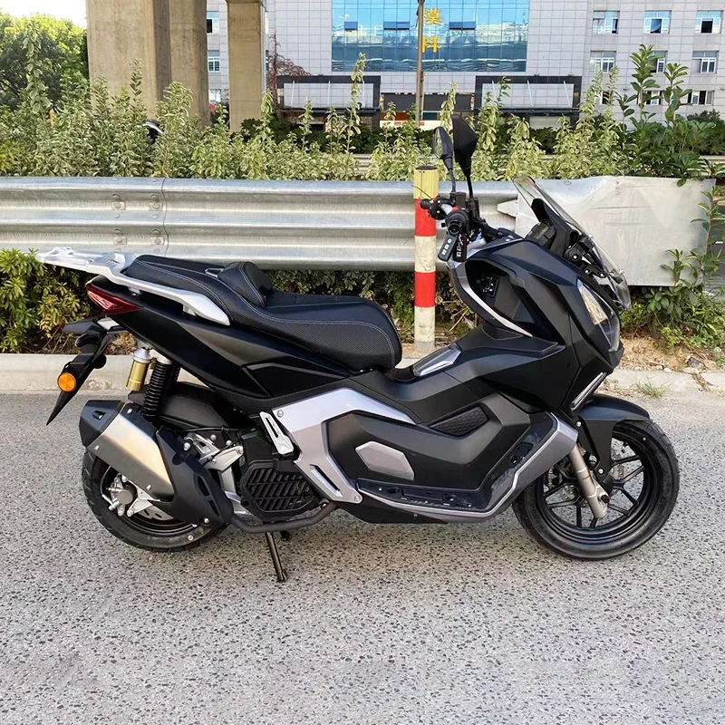 EPA EEC certificate ADV 150CC 200CC powerful gasoline motorcycle max speed 95km/h air cooled engine EFI system scooter on road