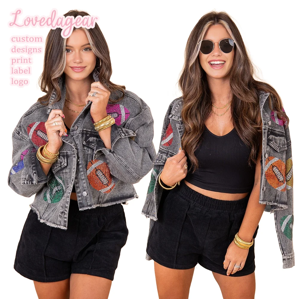 Женская джинсовая куртка со стразами