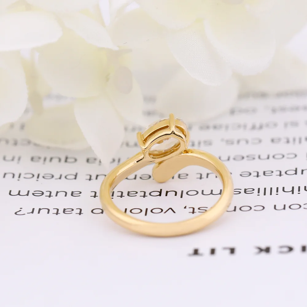 Diamond Solitaire Engagement Ring 1.1ct  classical four claw vintage style Oval 18K White Gold ring