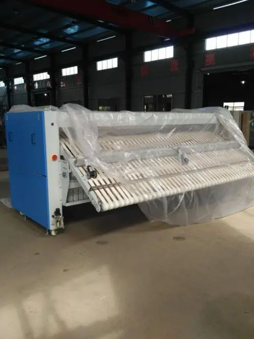 Medical bed sheet folding machine Disposable surgical drape making machine