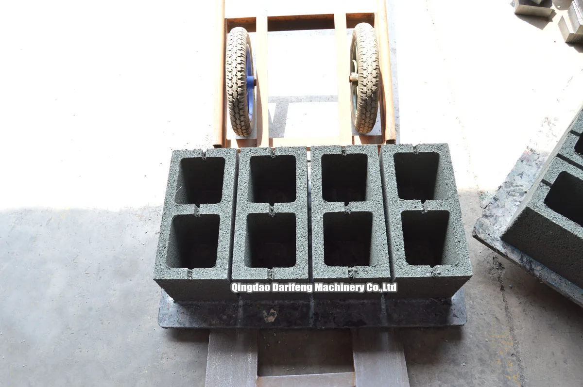 QT4-28  Semi-automatic Concrete Brick Making Machine Block Machine Bricks Production Line For Sale