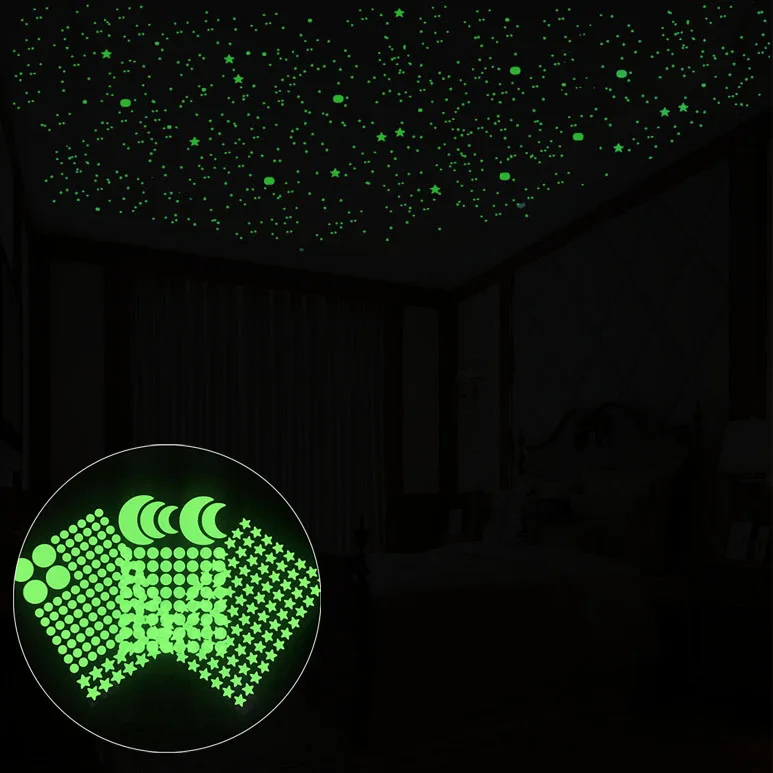Светящиеся наклейки из пластика в темноте