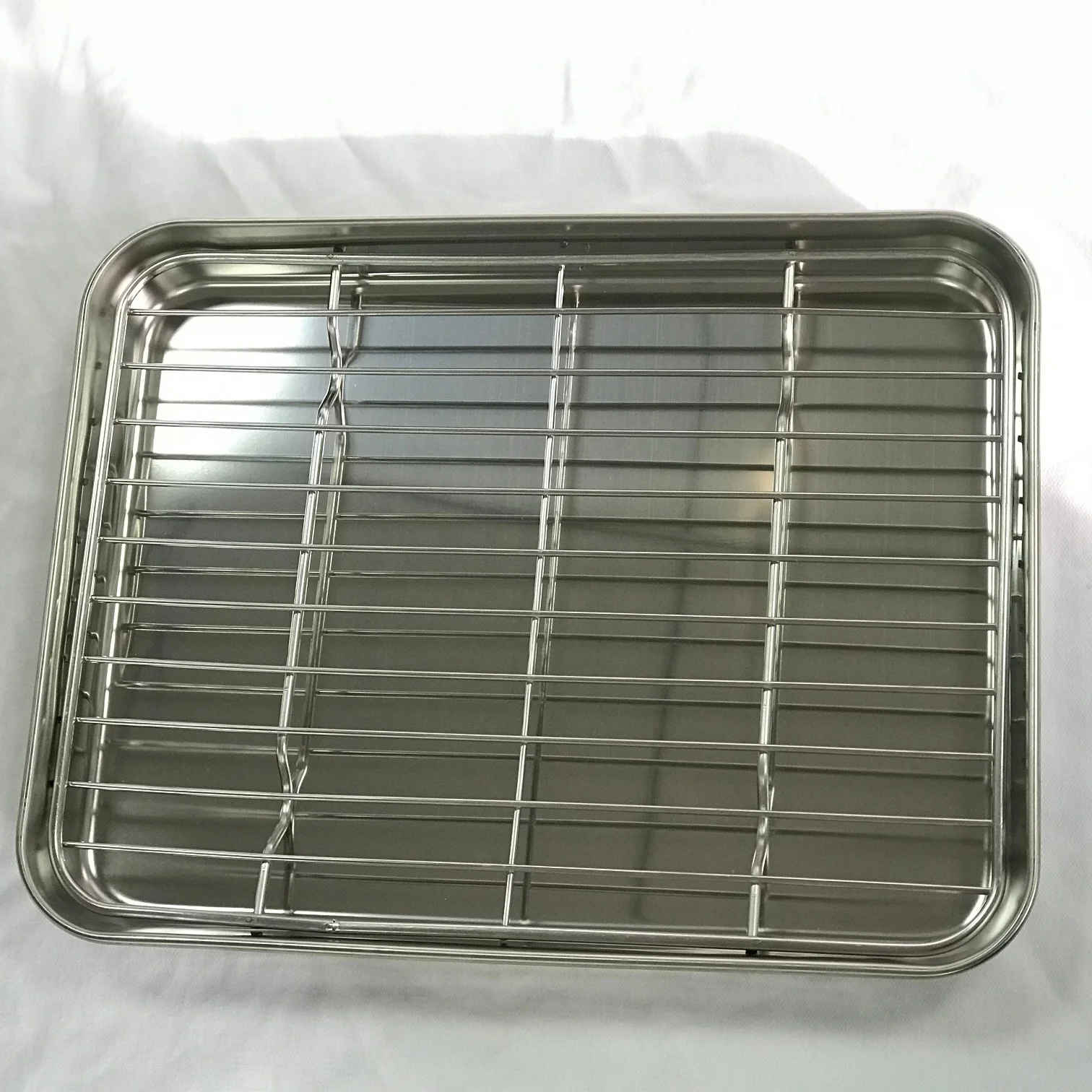 High quality stainless steel 304 food tray plate square serving tray with wire cooling shelf for hotel restaurant
