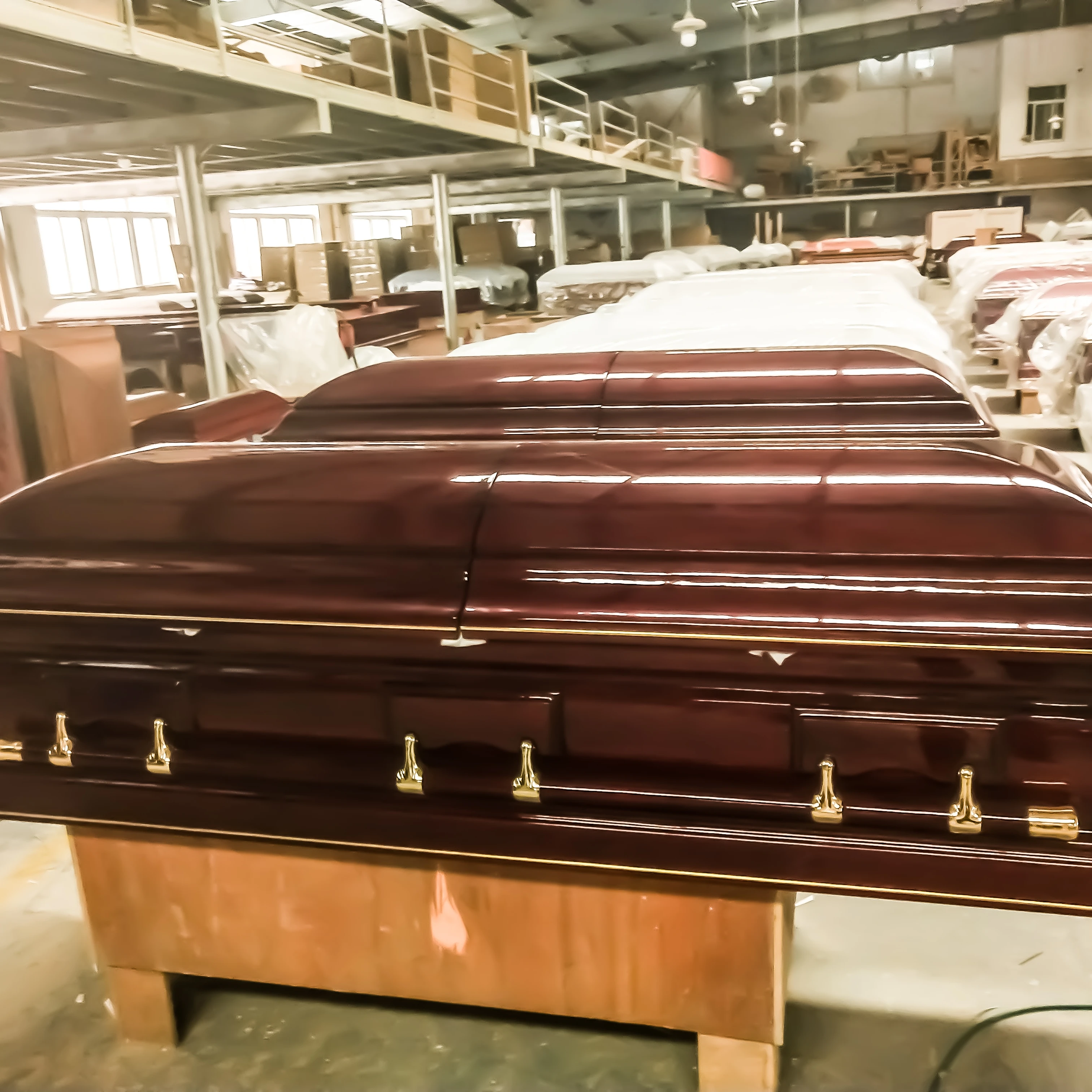 Похоронная Золотая отделка, твердая тополевая шкатулка, глянцевая шкатулка