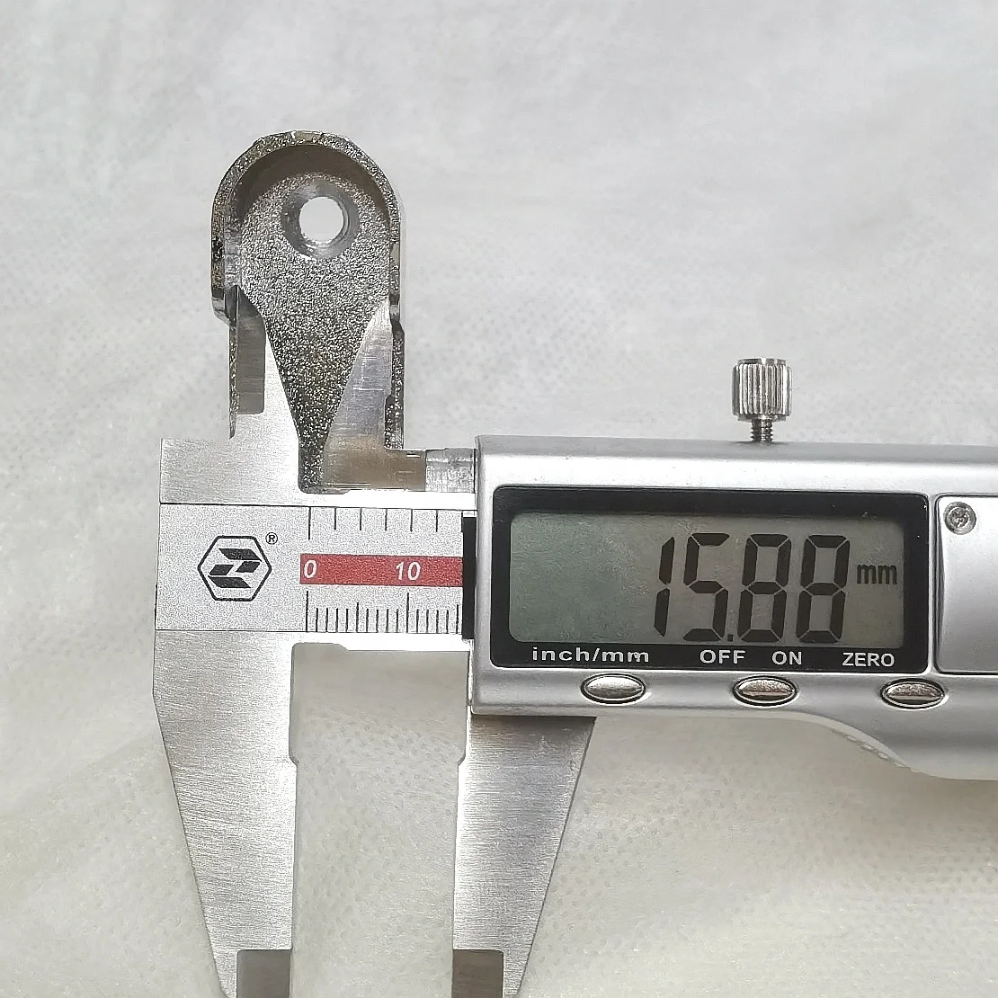 15mm Oval pipe support bracket wardrobe tubes holder furniture fittings Zinc Alloy Tube Holder Bracket Support with screw