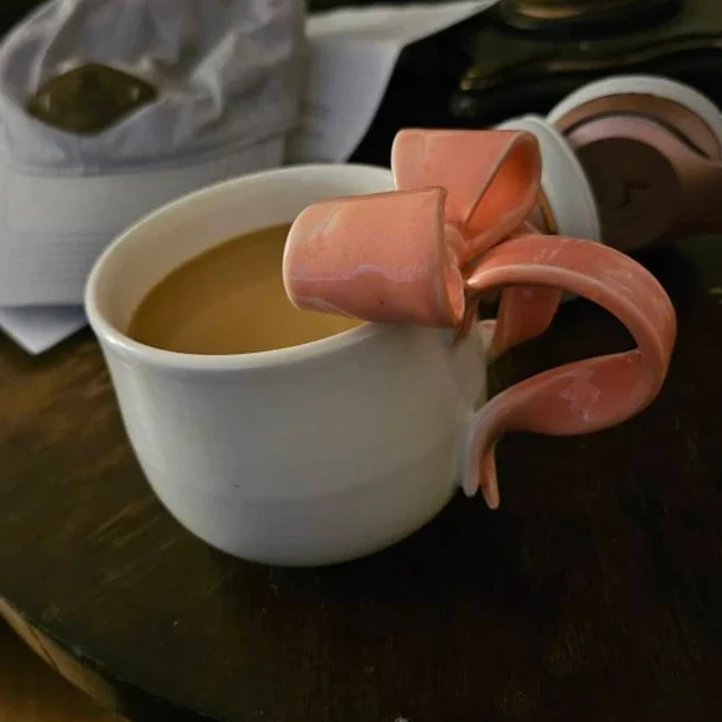 Ins new girly bow handle ceramic coffe cup Christmas Valentine Day couple gift set customized 3d cute mugs for girls