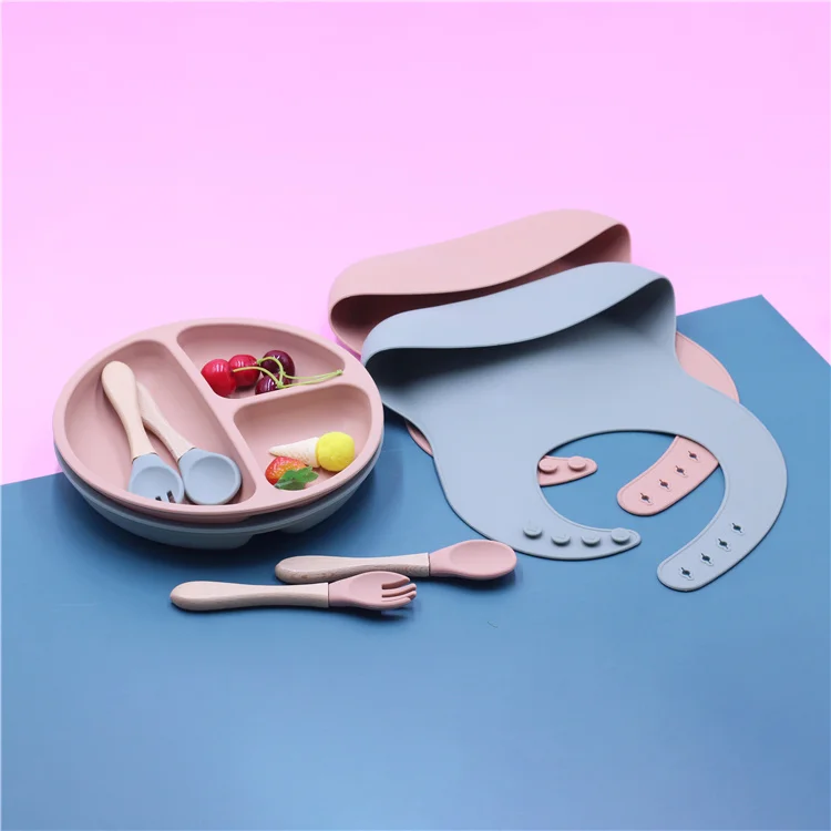  Wholesale Baby Feeding Set Soft Plate BPA Free Silicone Bib With Spoon And