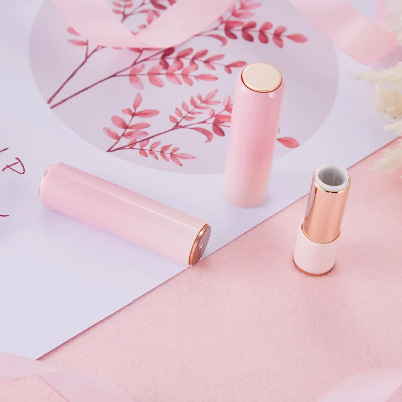 Round Magnetic Refillable Lipstick Tubes Custom Refills Packaging Aluminum Lipstick