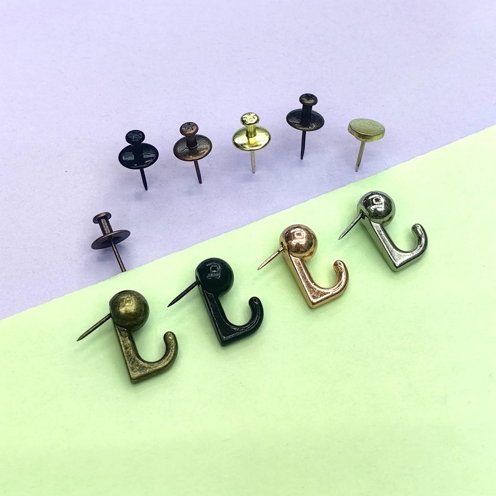 Popular and transparent office colorful 24mm notice cork board plastic pushpin with hook