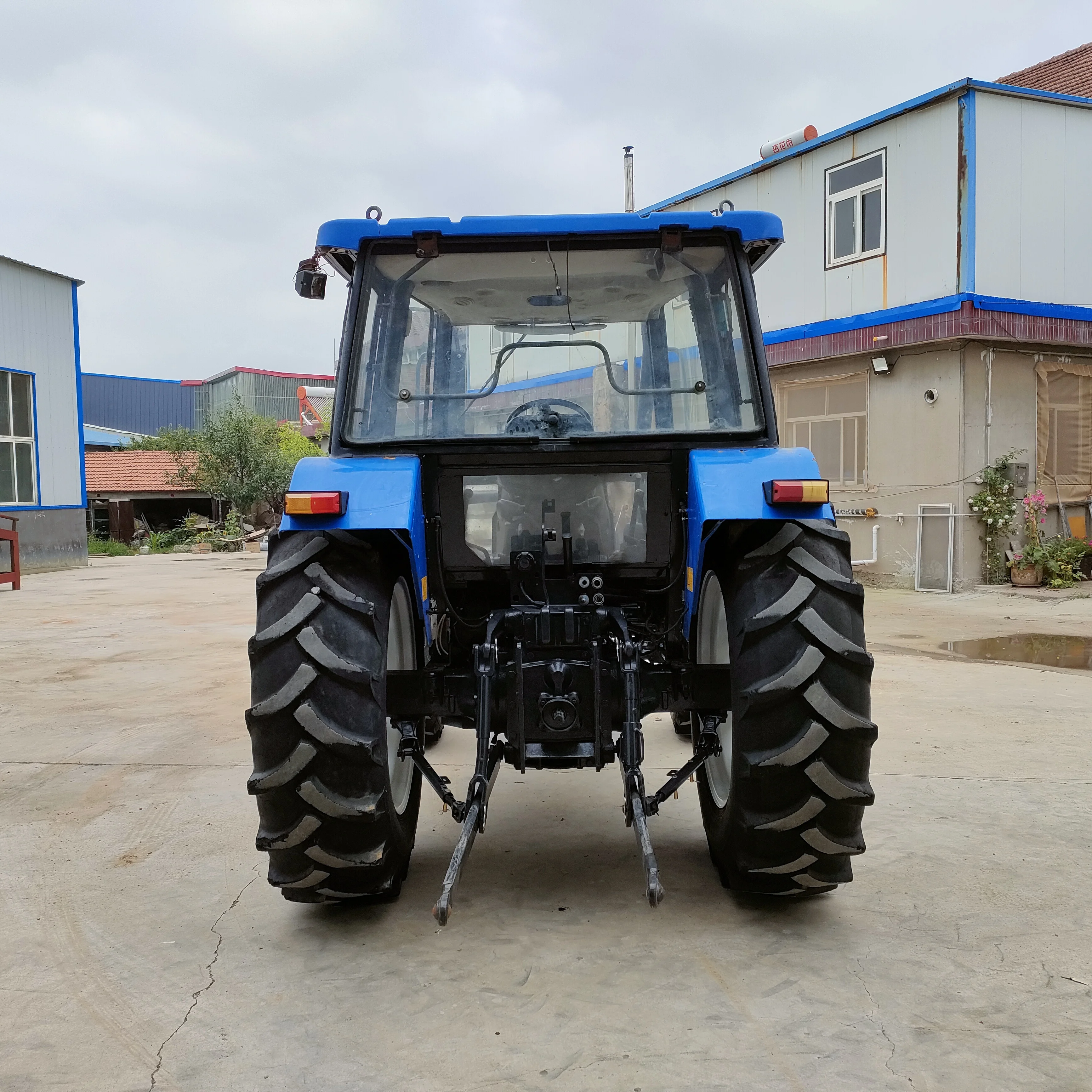 Cabin Agricultural Tractors With Implements And Loader  Farming Tractors Tractors