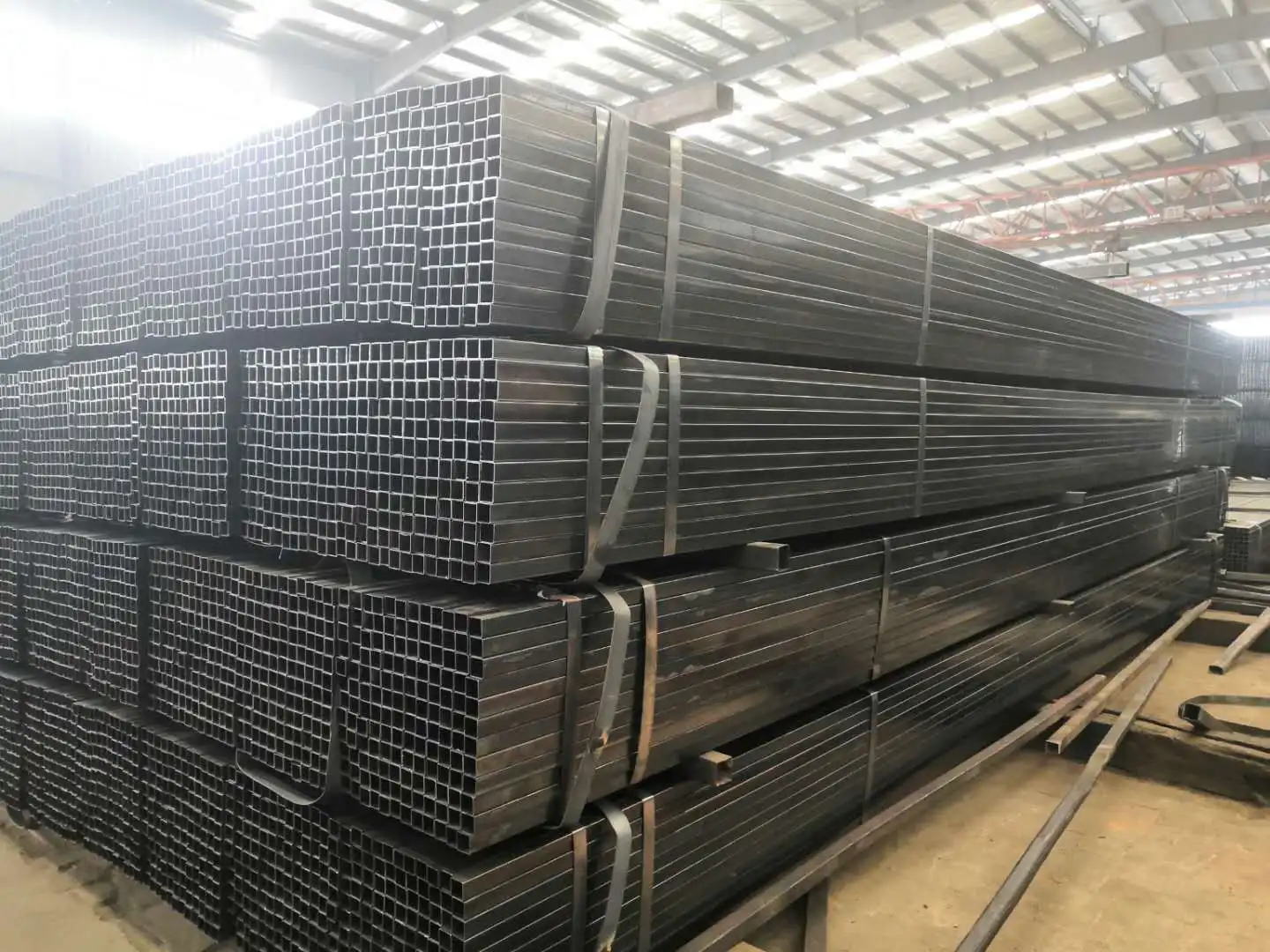 Welded Metal Construction Scaffolding Telescopic Galvanized Manufacturer  Iron Black Tube Steel Pipes