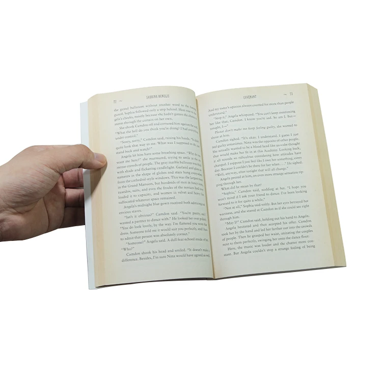  Пользовательская дешевая английская книга в мягкой обложке рассказанная с художественной литературой