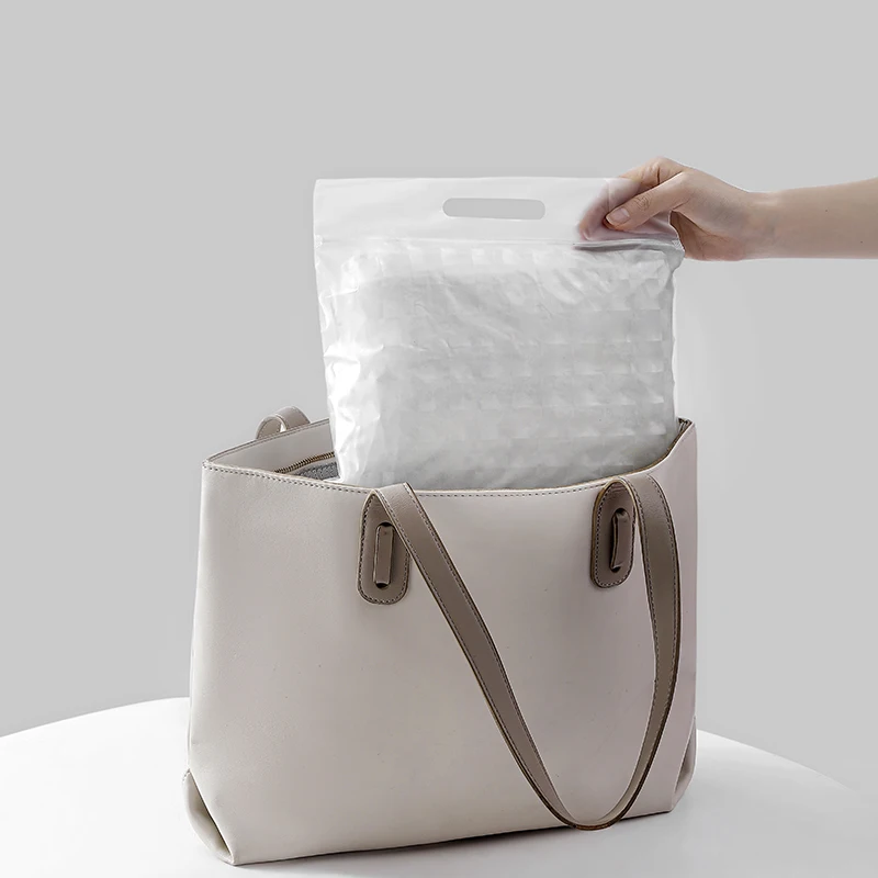 raincoat manufacturers custom logo men raincoat waterproof 3D stereo raincoat for surf