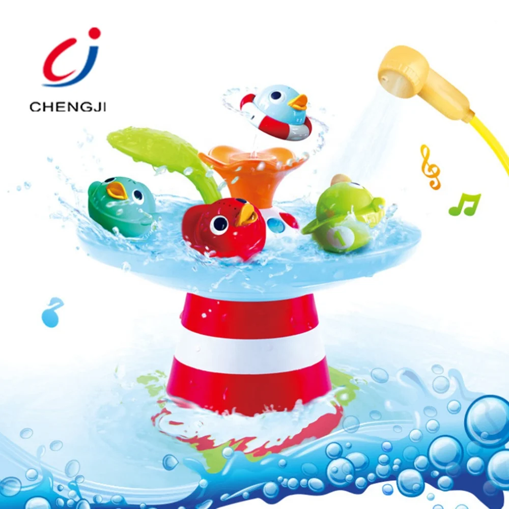 Eco-friendly kids spray water duck set float baby bath animal toy with music