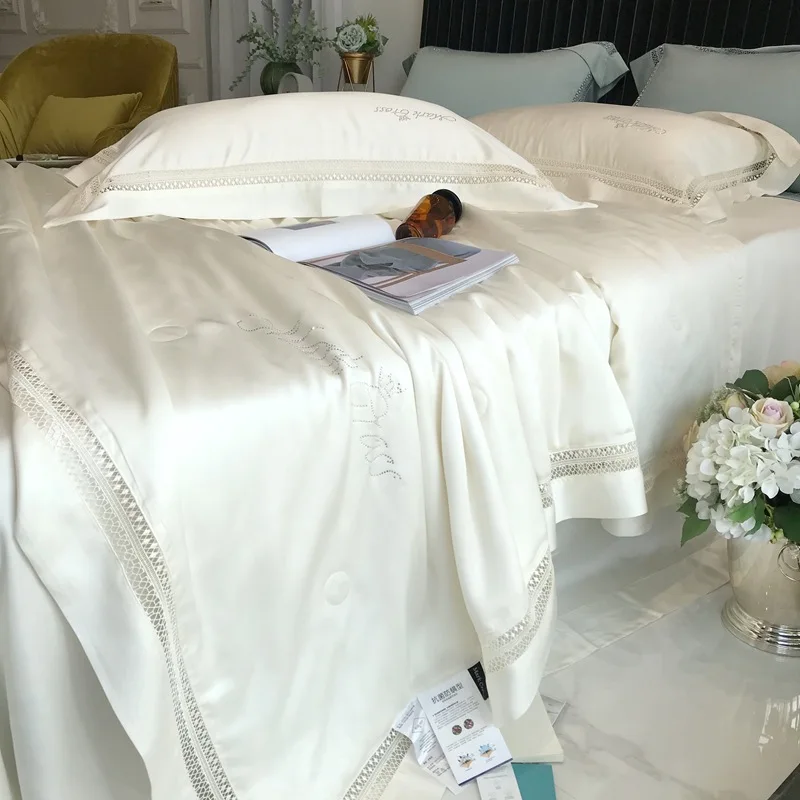 Bamboo duvet with filling customized solid colors comforter set