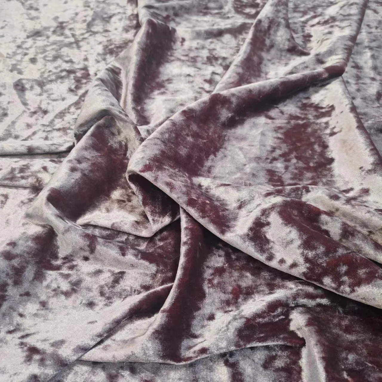 Manufacturers Wholesale Knitted Korean Polyester Nylon Velvet Clothing Fabric Double Color Ice Ks Abaya Velvet Dress Fabric